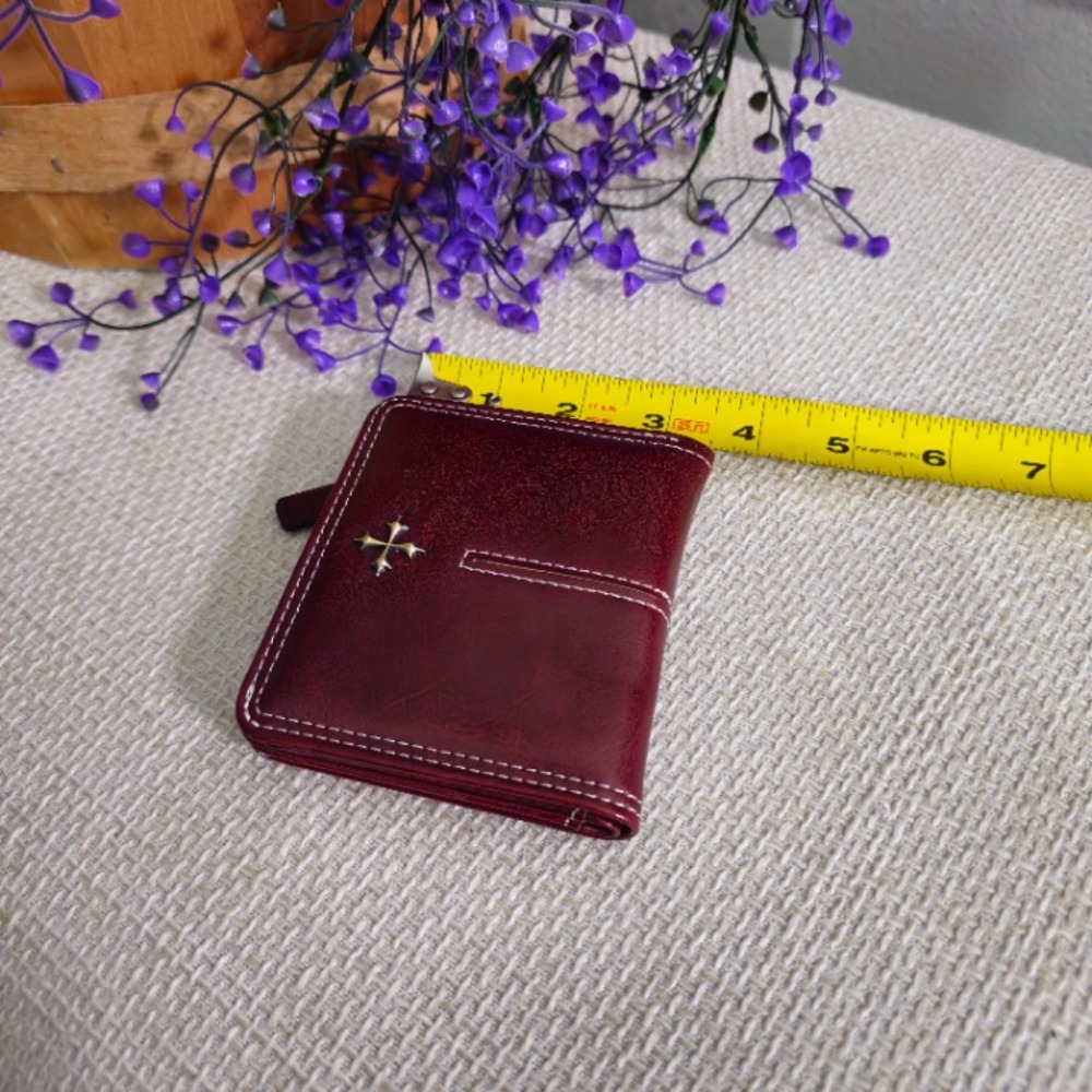 Gothic Cross Stud Bifold Snap Wallet | Burgundy | 4x4in - Picture 7 of 8